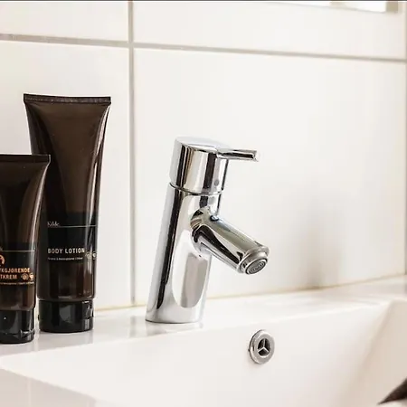 Lägenhet Centrally Located - Beautiful & Bright