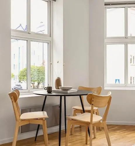 Centrally Located - Beautiful & Bright Μπέργκεν